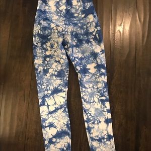 Lululemon High waisted shibori leggings